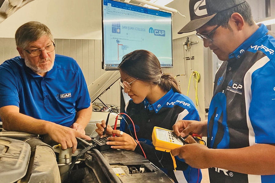 Students in the Mopar Chrysler Automotive Program at SJC